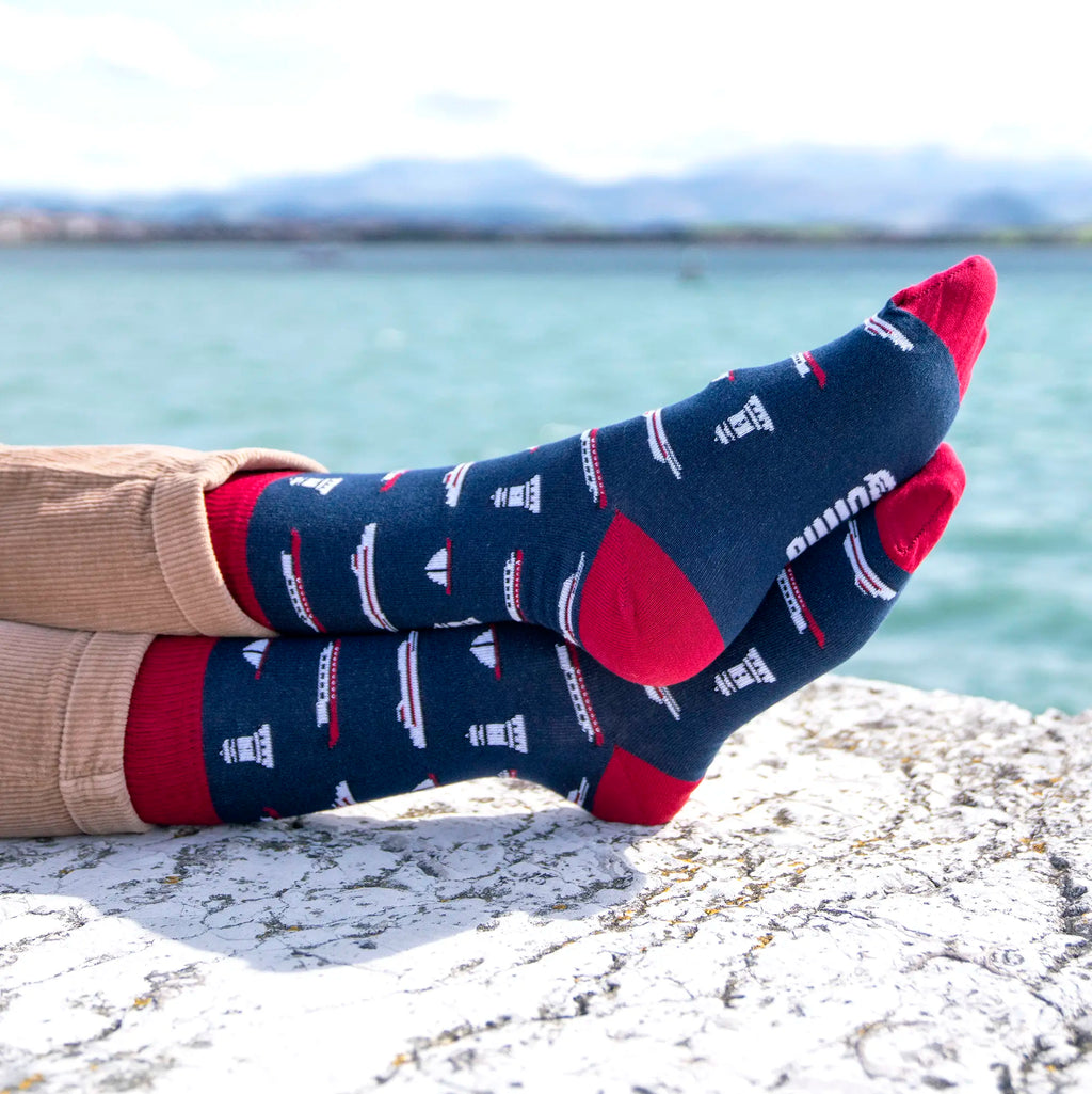 Calcetines estampados barcos y faros Santander