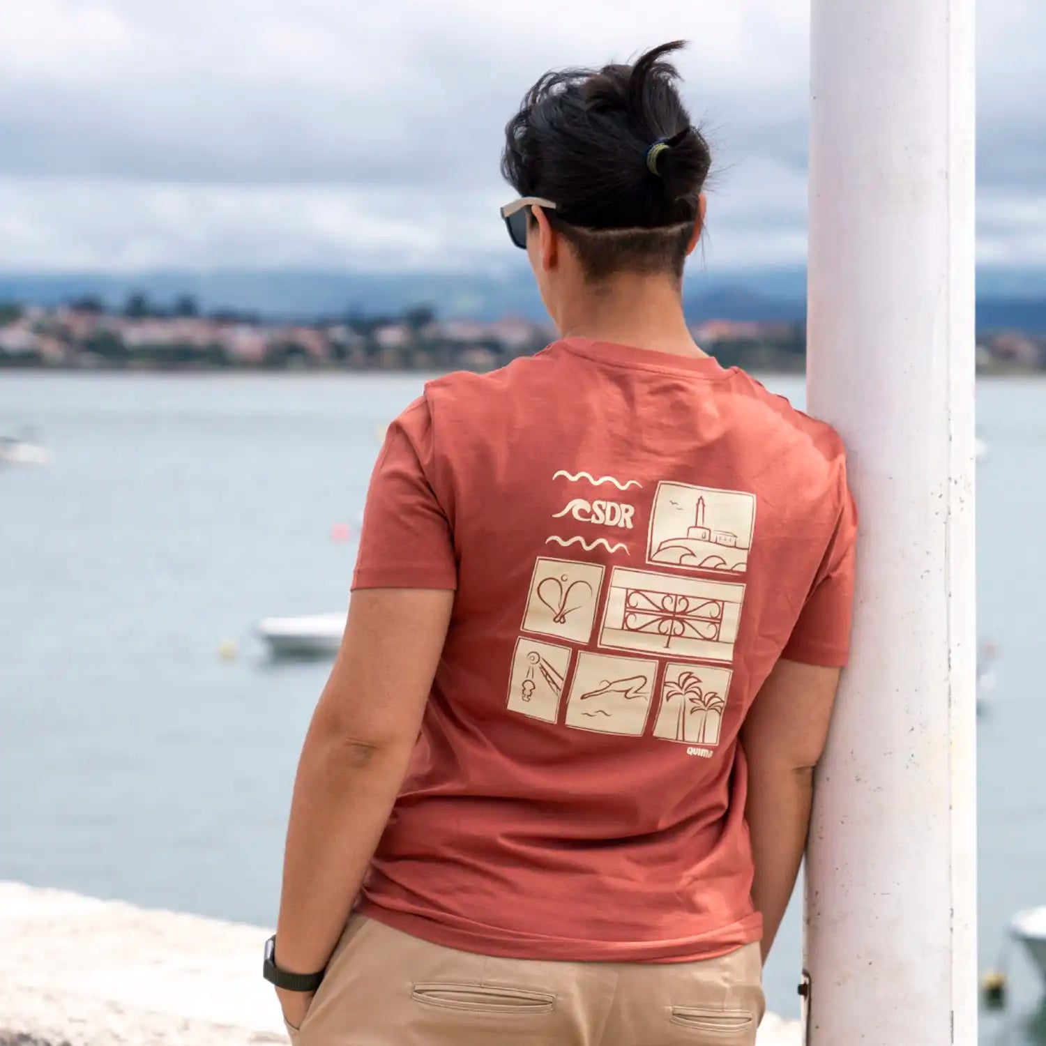 Camiseta Santander SDR terracota trasera